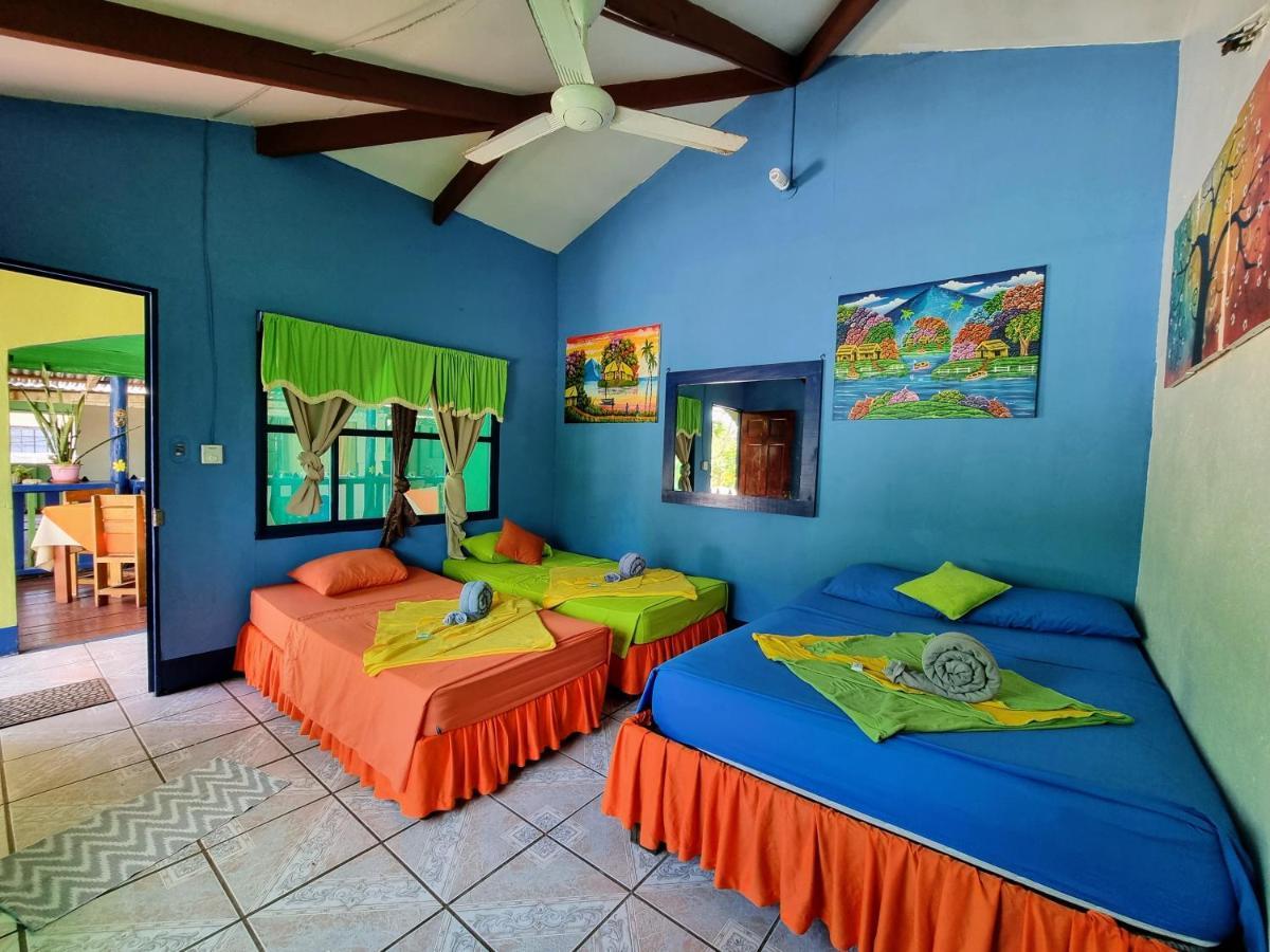 Cabinas Tortuguero Natural Eksteriør bilde