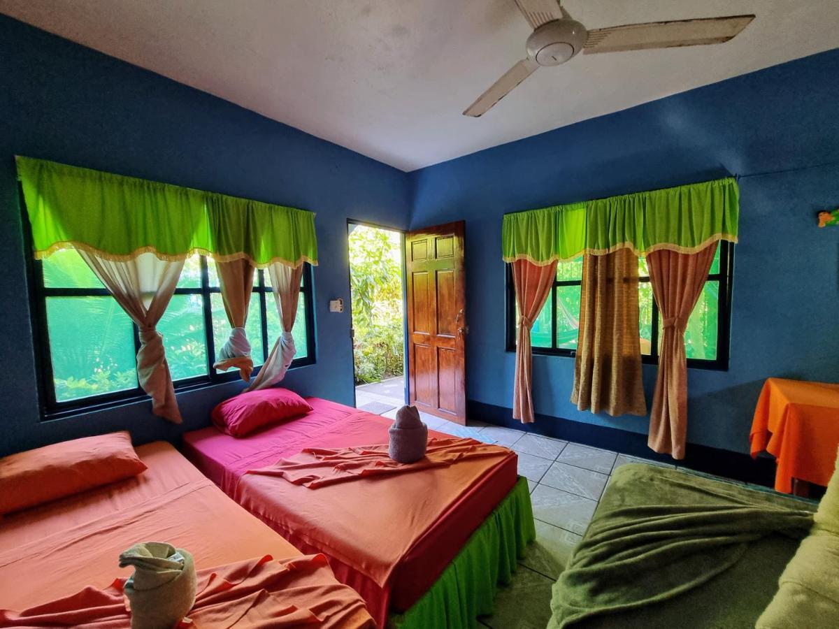 Cabinas Tortuguero Natural Eksteriør bilde