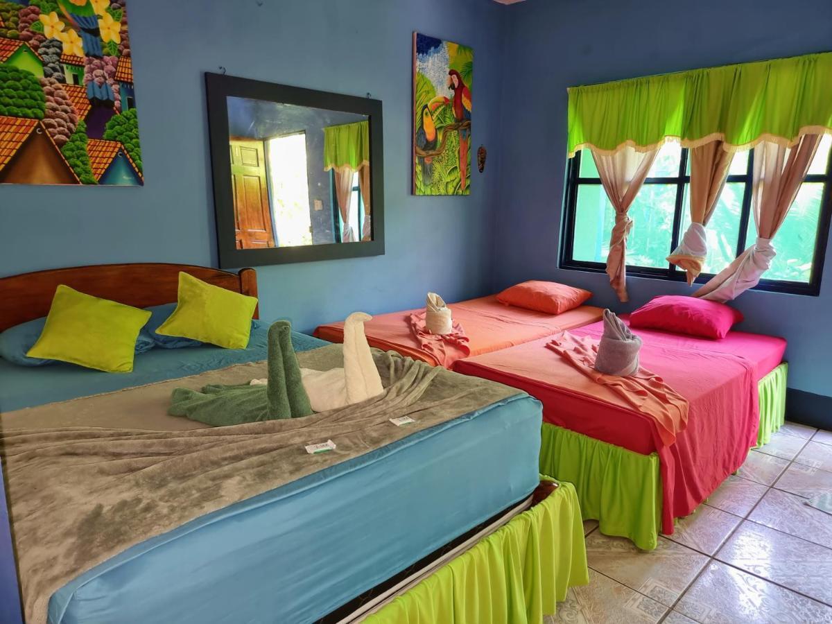 Cabinas Tortuguero Natural Eksteriør bilde