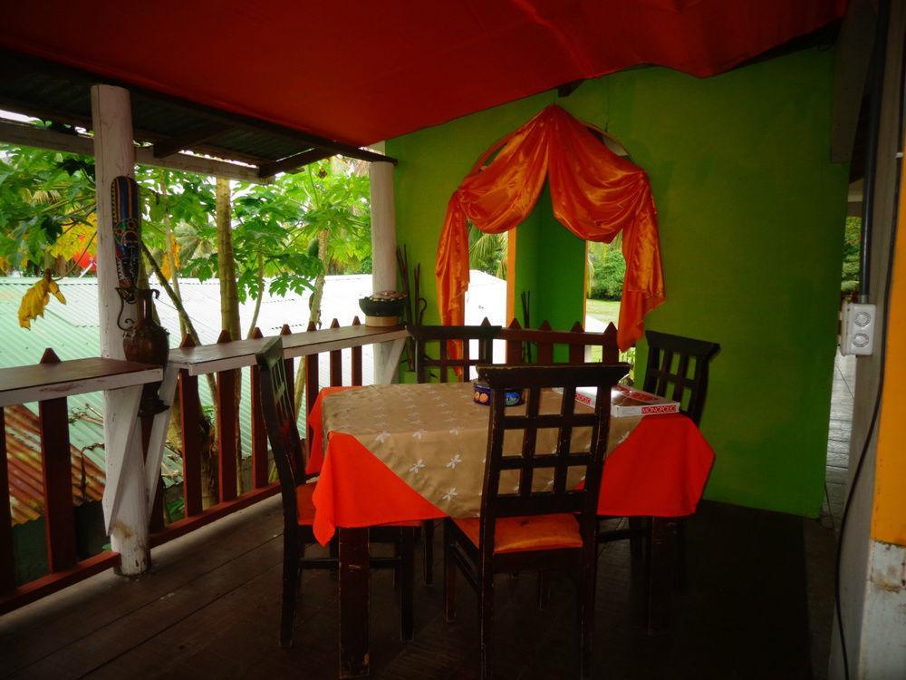 Cabinas Tortuguero Natural Eksteriør bilde