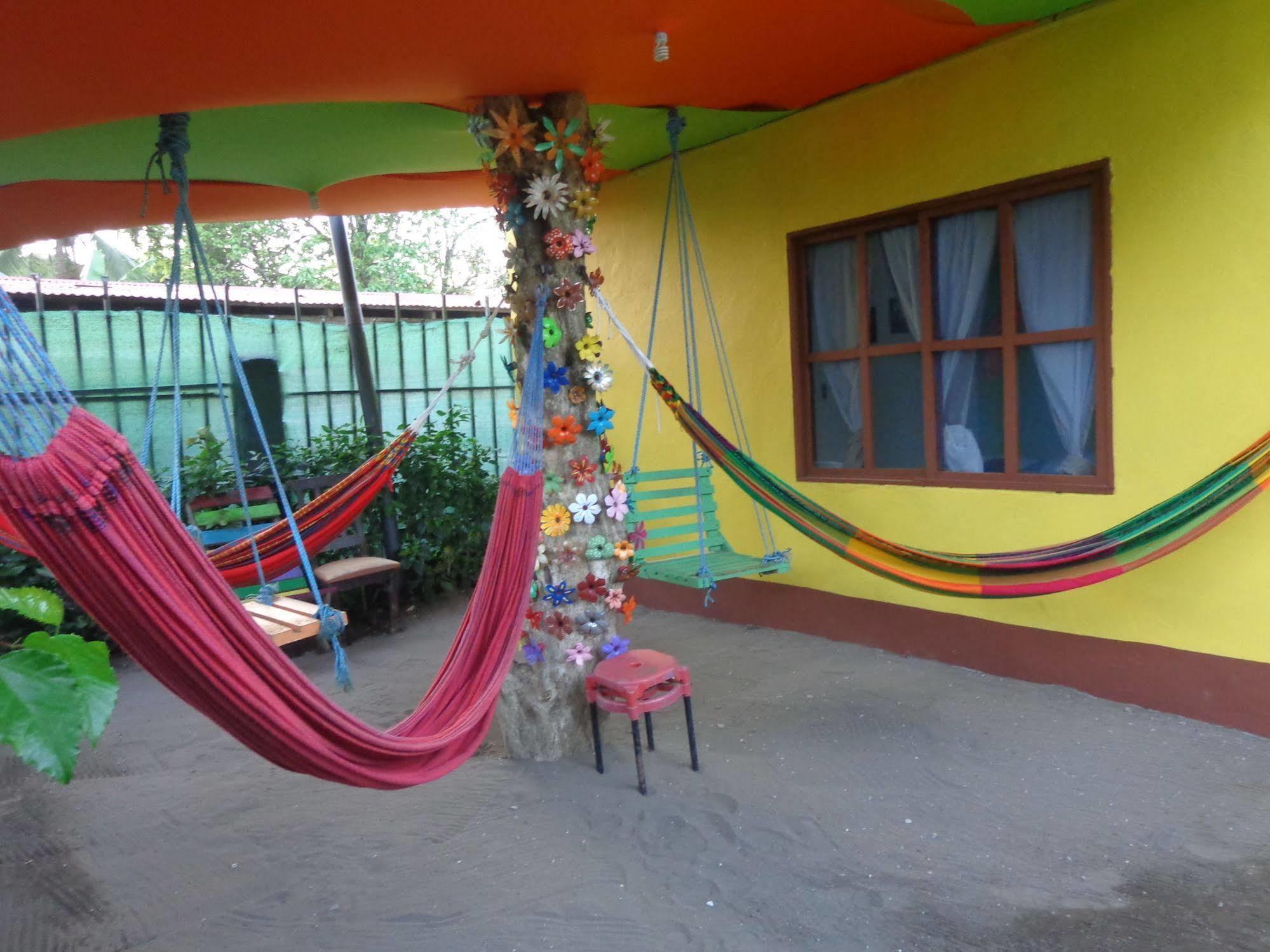 Cabinas Tortuguero Natural Eksteriør bilde
